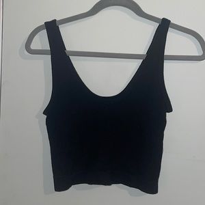 URBAN OUTFITTERS black basic tank top